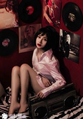 欧美女生化妆品_BD国语在线视频播放