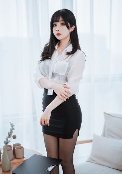 欧美流行女款t恤_BD英语高清在线
