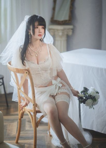 日韩人妻熟女中文字幕_高清直播在线观看