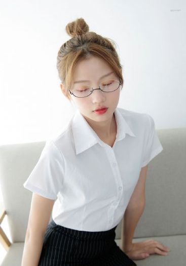 头像男欧美黑白头像_4K手机在线看