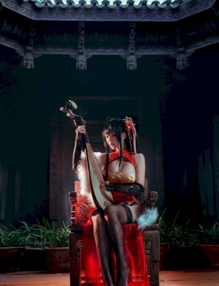 恋夜秀场高清国产_高清高清在线