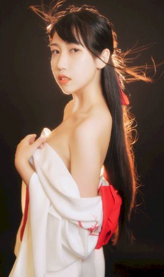 欧美挠脚心网站论坛_高清影视在线观看