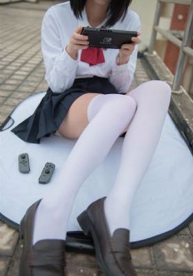 人妖的睾丸有多大啊_BD免费播放